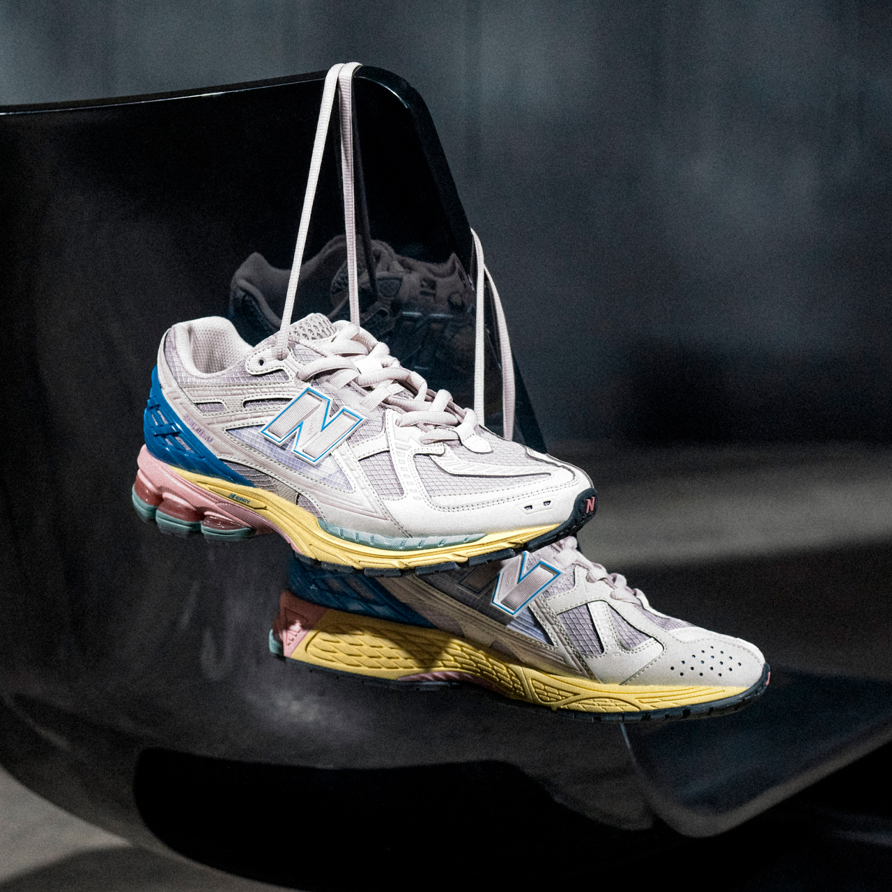 New Balance 1906
