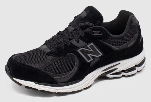 New Balance M2002  - black