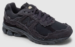 New Balance M2002  - phantom