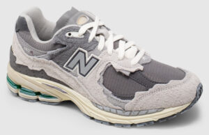 New Balance M2002  - rain cloud