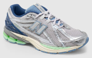 New Balance U1906  - silver metallic