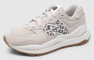 New Balance W5740 Suede Women - offwhite-animalprint