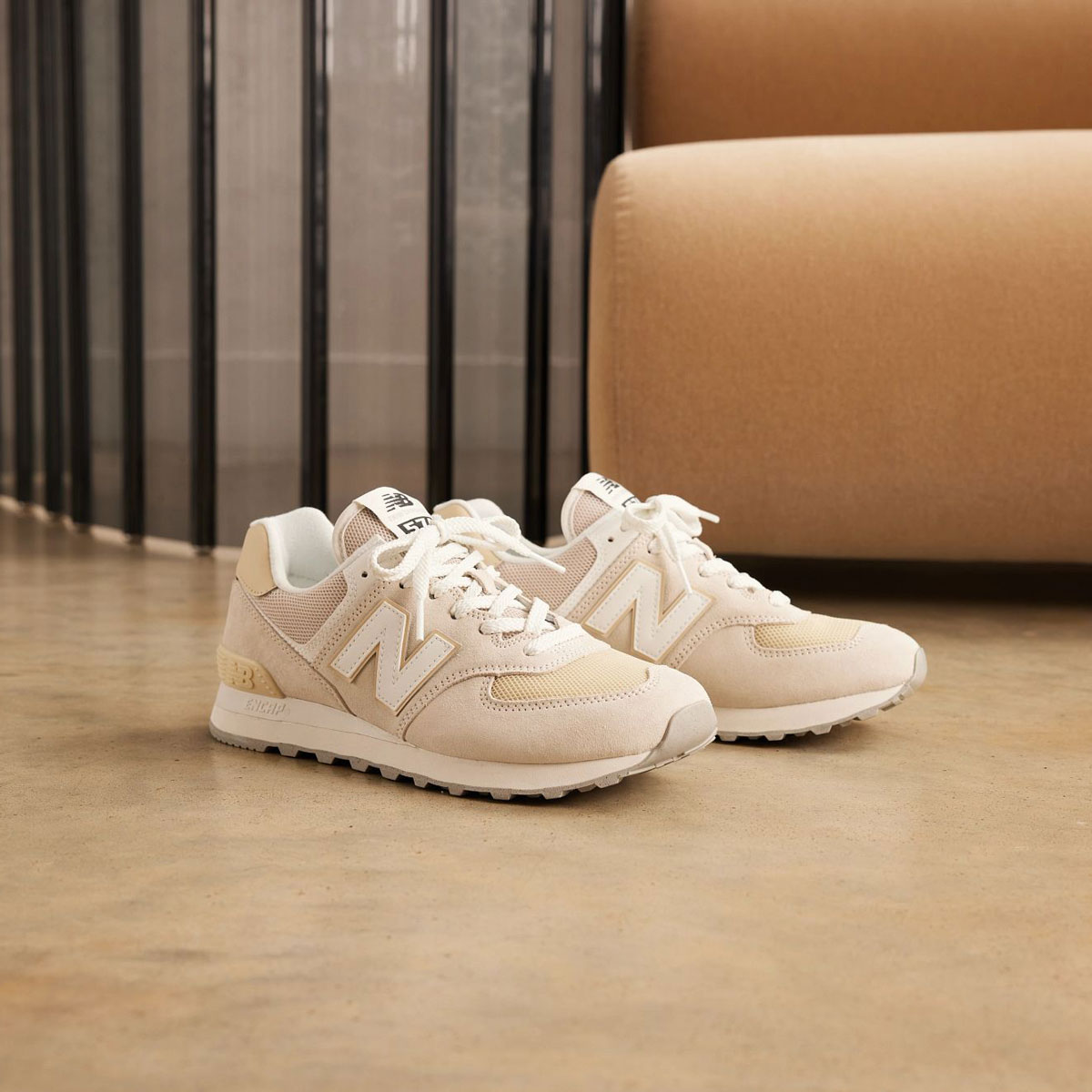 New Balance AW23