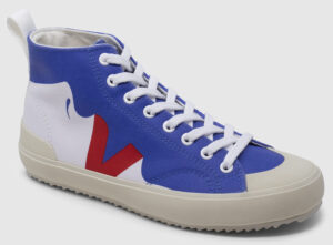 Veja Nova High Canvas - Malika Favre lips