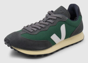 Veja Rio Branco Suede Mesh - poker-white