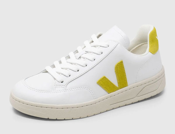 VEJA VOLLEY SS24