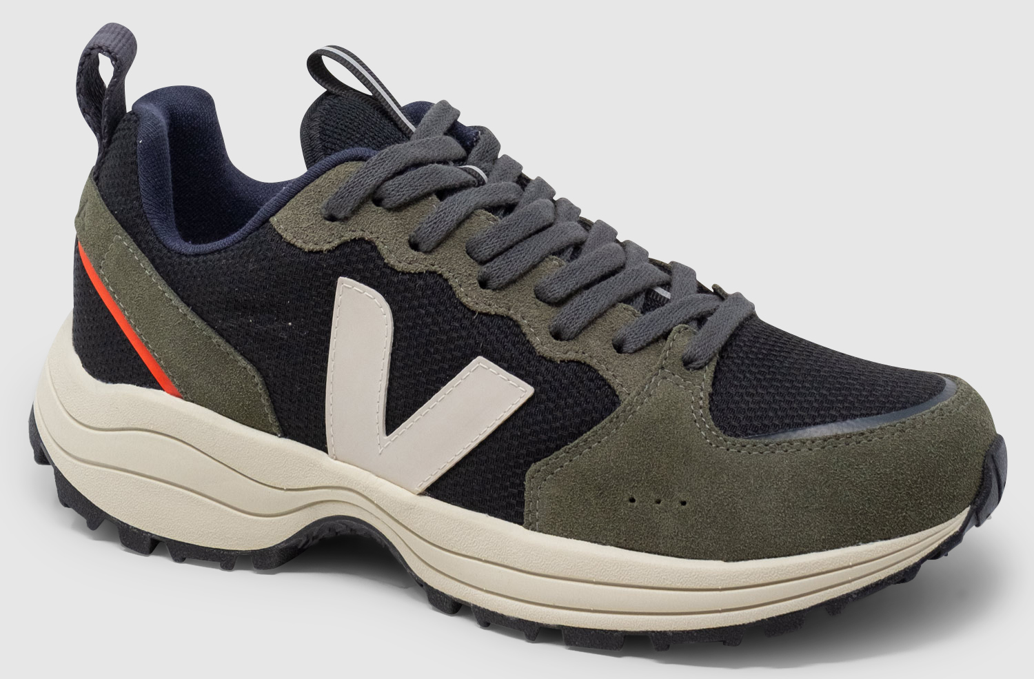 veja venturi black olive